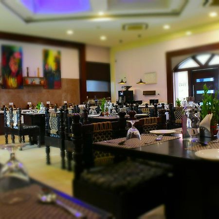 Regenta Resort Bhuj By Royal Orchid Hotels Limited Eksteriør billede