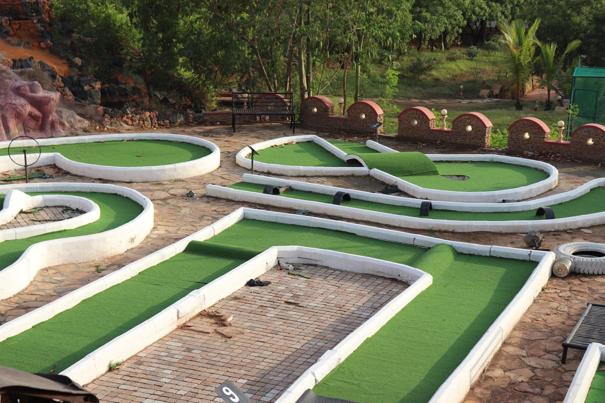 Regenta Resort Bhuj By Royal Orchid Hotels Limited Eksteriør billede